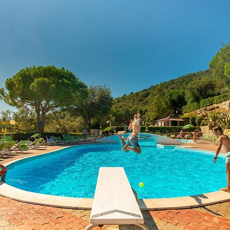 Отель Villino Garden & Pool Andora Экстерьер фото